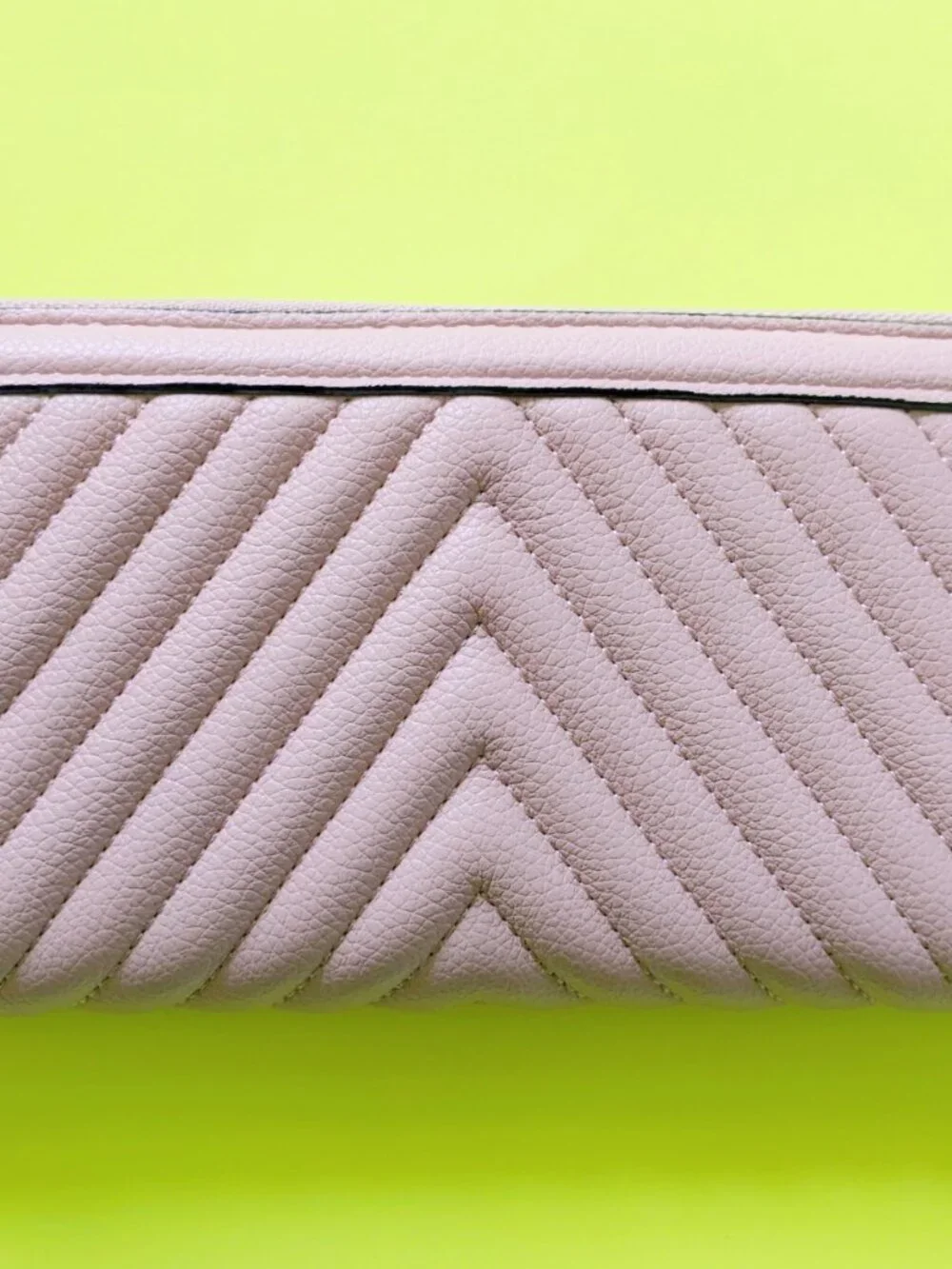 Victoria's Secret Pink Zipper VICTORIA Wallet - Limited Edition - Picture 5 of 6